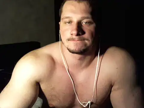 LionEdwin online show from February 22, 9:10 pm