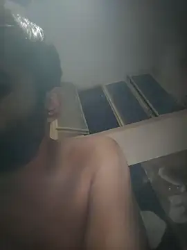 Rohit19997776 online show from April 17, 9:06 pm