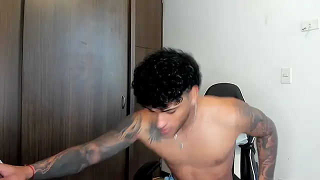 Alessandro Vanni online show from February 2, 7:46 pm