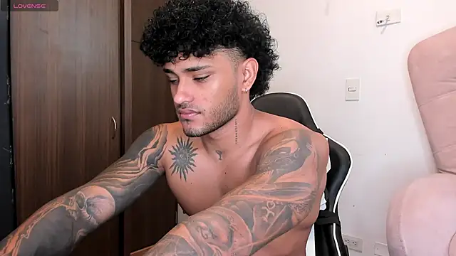 Alessandro Vanni online show from December 3, 12:16 pm