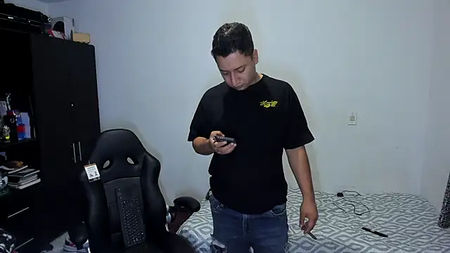 ares sexxx online show from April 15, 9:20 am