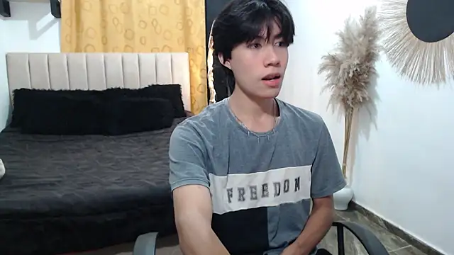 Elio-cam online show from March 16, 4:08 am