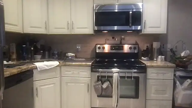 BigGuyMuscle online show from February 7, 5:18 pm