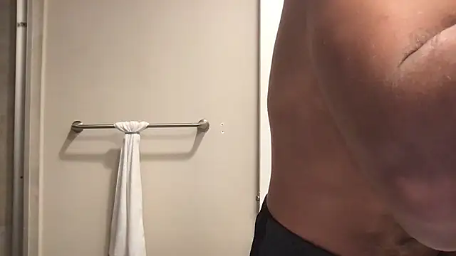 BigGuyMuscle online show from November 13, 1:54 am