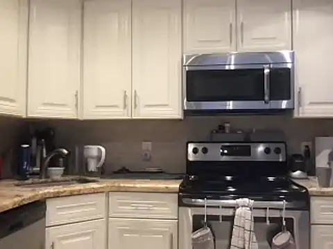 BigGuyMuscle online show from January 9, 8:11 pm