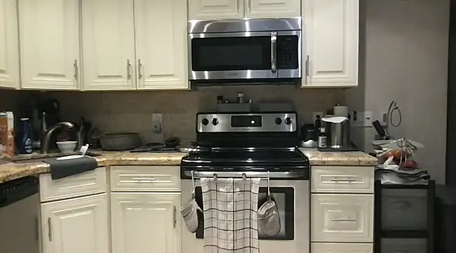 BigGuyMuscle online show from February 14, 9:43 pm