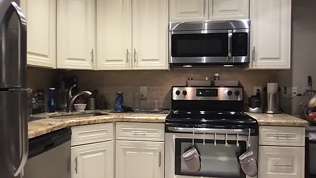 BigGuyMuscle online show from February 10, 8:42 am