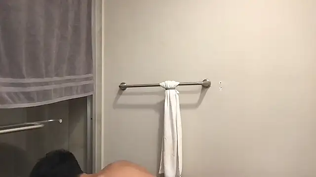 BigGuyMuscle online show from January 6, 6:45 pm