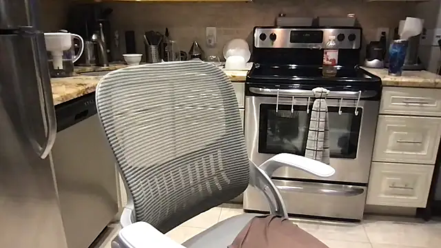 BigGuyMuscle online show from September 25, 4:06 pm