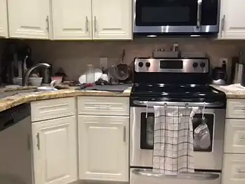 BigGuyMuscle online show from February 19, 6:21 pm