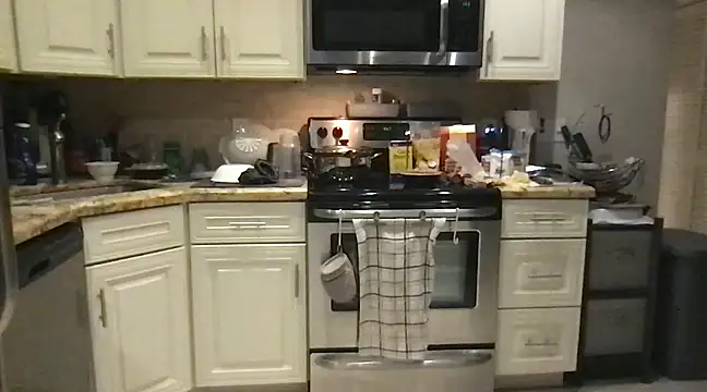 BigGuyMuscle online show from February 26, 2:48 am