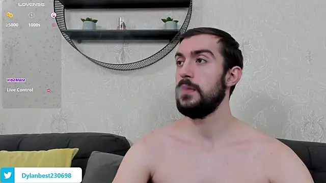 Dylan Best online show from December 14, 1:23 am