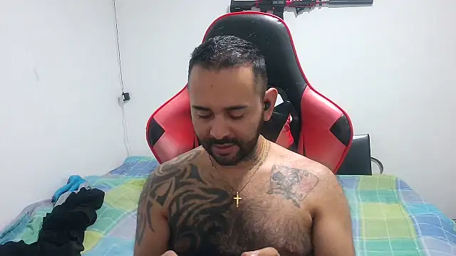 TeddyGominola  online show from January 28, 3:14 pm