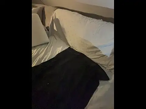 petuletra online show from November 26, 12:35 am