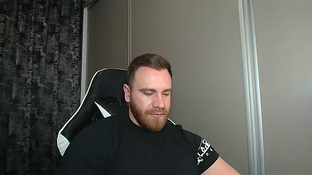 Thori92 online show from February 11, 7:30 pm