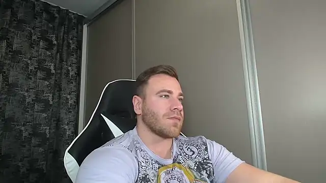 Thori92 online show from January 6, 5:27 pm