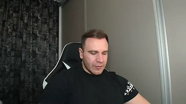 Thori92 online show from February 24, 6:30 pm