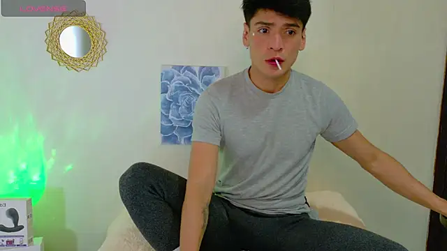 Jhonny horny1 online show from October 11, 5:22 am