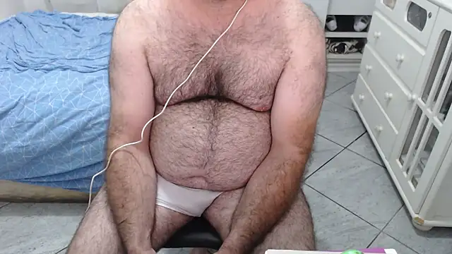 MysterBearMG online show from December 16, 11:01 pm