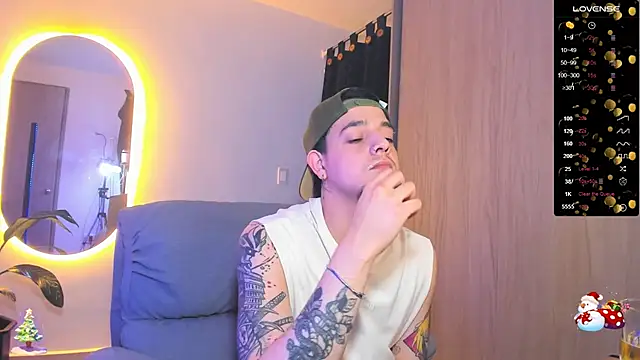 alejandro calderon1 online show from December 6, 5:31 am