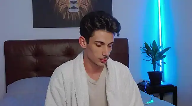 Snapshot of DanielCrush1 chatting on January 31, 5:42 pm DanielCrush1 online show from January 31, 5:42 pm