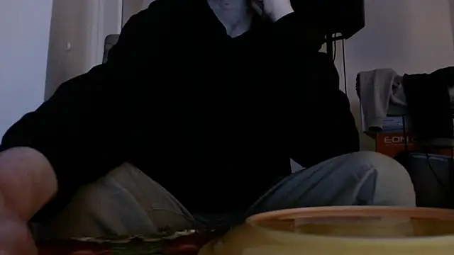 Cordt27 online show from November 30, 5:15 pm