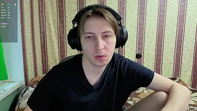 darienlarge online show from December 17, 10:33 am