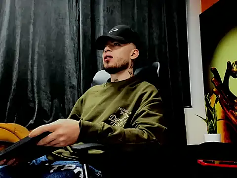 juandaa4558 online show from January 13, 11:47 am