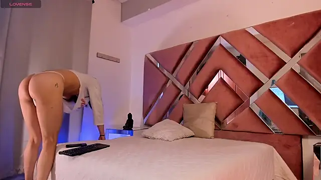 Aron cruz online show from February 26, 2:07 pm