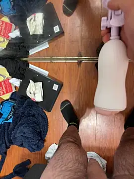 hairysmallcockguy online show from April 15, 9:20 am