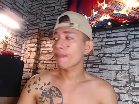 xlovercum online show from February 1, 12:20 am