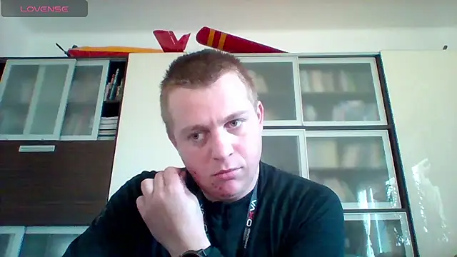 Matttthees online show from November 8, 8:17 am