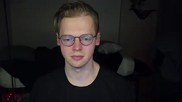 doloresman online show from April 20, 4:59 am