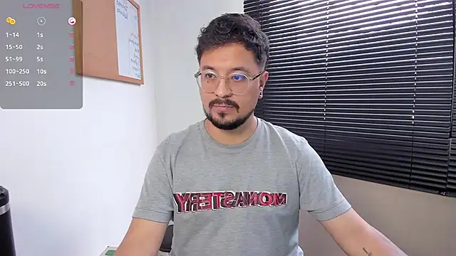 DaviidEvans  online show from December 15, 2:16 pm