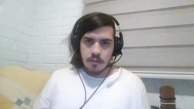 hung weeb online show from November 3, 2:05 am