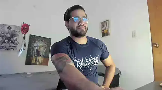 Snapshot of _Coddygold_ chatting on January 15, 12:25 pm  Coddygold  online show from January 15, 12:25 pm