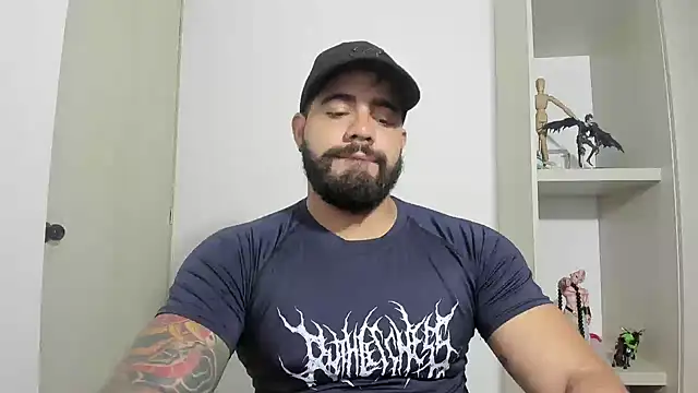 Snapshot of _Coddygold_ chatting on September 21, 3:45 pm  Coddygold  online show from September 21, 3:45 pm
