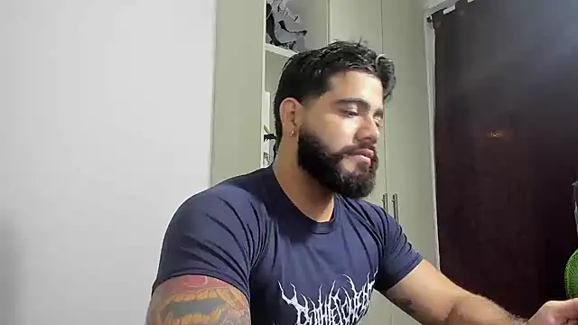 Snapshot of _Coddygold_ chatting on October 12, 11:37 am  Coddygold  online show from October 12, 11:37 am