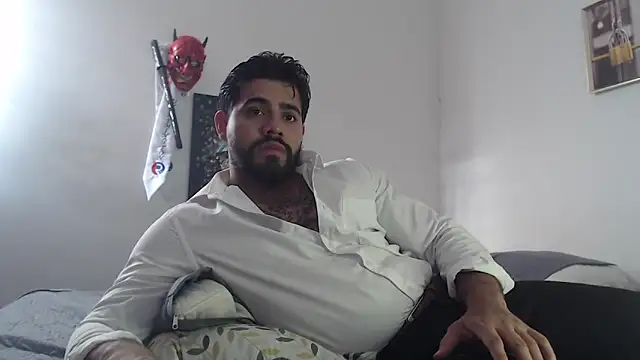 Snapshot of _Coddygold_ chatting on December 3, 9:12 pm  Coddygold  online show from December 3, 9:12 pm