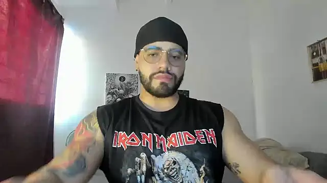 Snapshot of _Coddygold_ chatting on January 27, 12:16 pm  Coddygold  online show from January 27, 12:16 pm