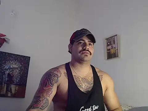 Snapshot of _Coddygold_ chatting on December 18, 12:18 pm  Coddygold  online show from December 18, 12:18 pm