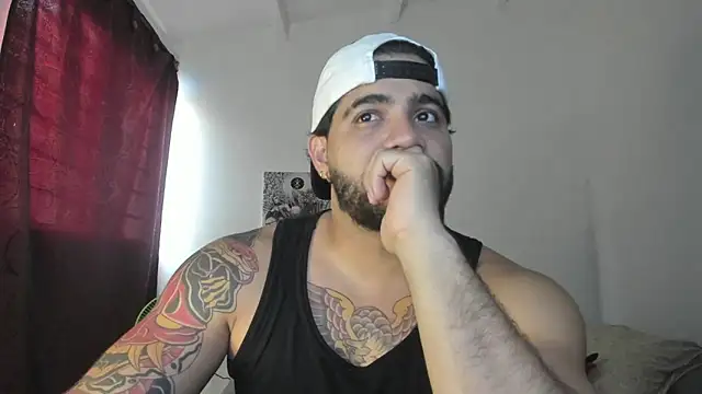Snapshot of _Coddygold_ chatting on January 28, 11:49 am  Coddygold  online show from January 28, 11:49 am
