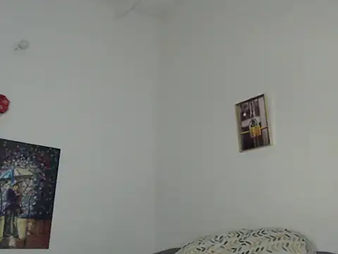 Snapshot of _Coddygold_ chatting on December 4, 10:51 pm  Coddygold  online show from December 4, 10:51 pm