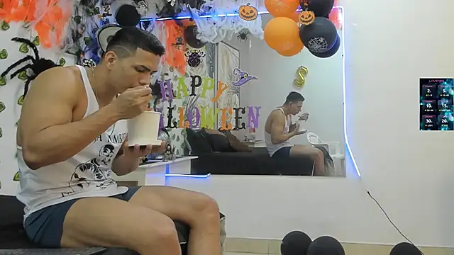 ChoreyTaiylor online show from October 23, 2:53 pm