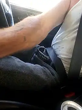 wilfukany1 online show from April 19, 12:21 am