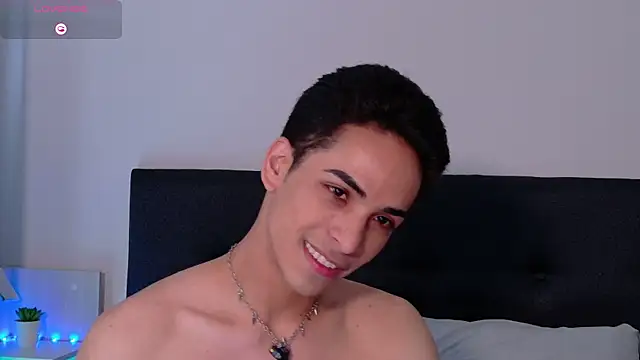 aodaboyyy online show from December 5, 2:02 pm