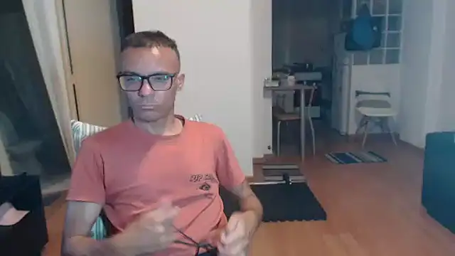 guachin hunk online show from December 1, 1:08 am