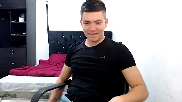 suckmydickbitch97 online show from December 24, 12:22 pm