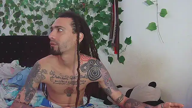 caribbeanlover1 online show from February 4, 11:49 am