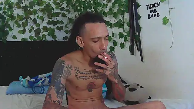 caribbeanlover1 online show from September 22, 1:21 pm